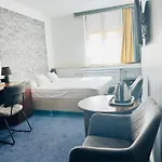 Ambasadorski 4*