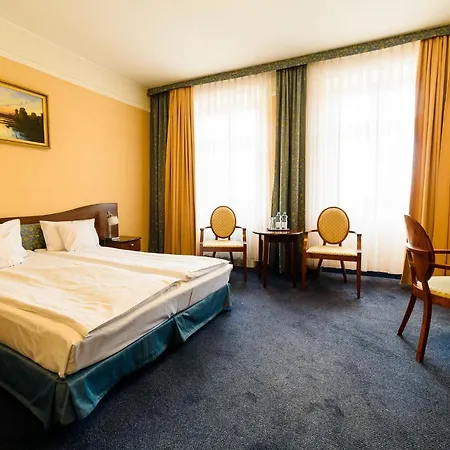 Ambasadorski 4*