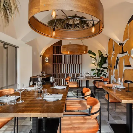 Ambasadorski 4* Жешув