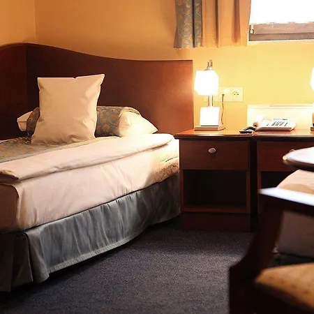 Ambasadorski Готель Ряшів