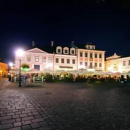 Ambasadorski Hotel