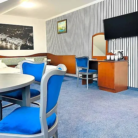 Hotel Ambasadorski