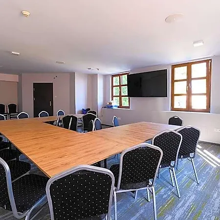 Ambasadorski 4*