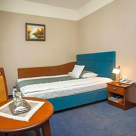 Hotel Ambasadorski 4*