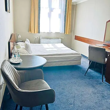 Hotel Ambasadorski 4*