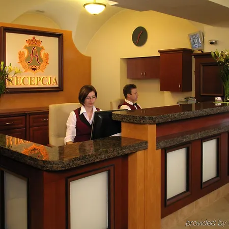 Ambasadorski Hotel 4*
