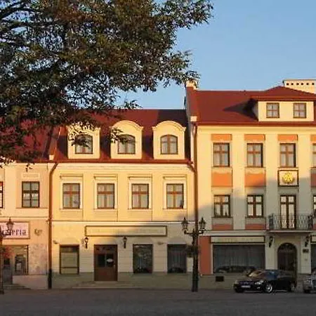 Ambasadorski