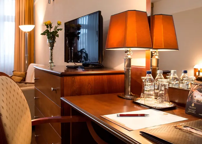 Ambasadorski 4* رشيشوف