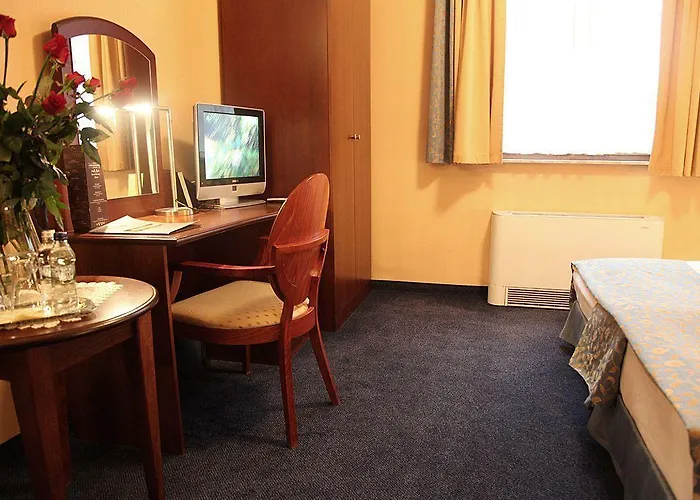 فندق Ambasadorski