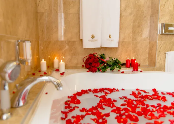 Ambasadorski فندق 4*