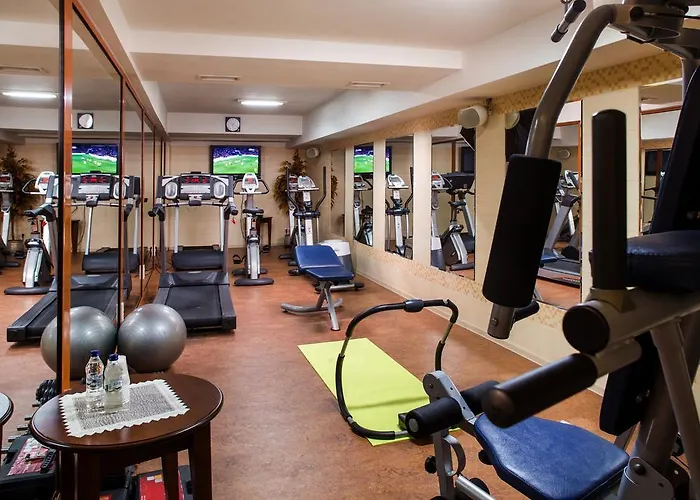 Ambasadorski 4* رشيشوف